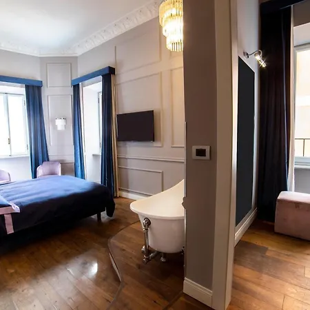 Relais San Lorenzo In Lucina רומא