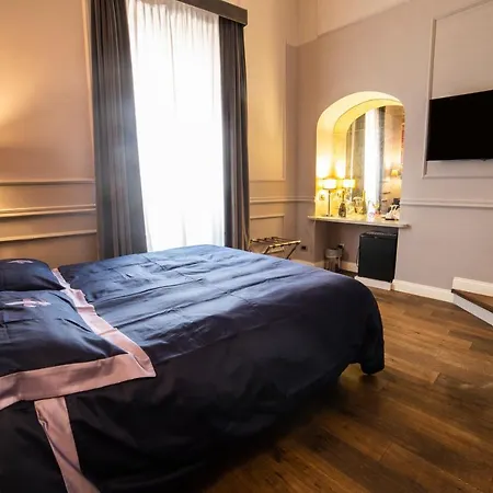 Relais San Lorenzo In Lucina * 로마