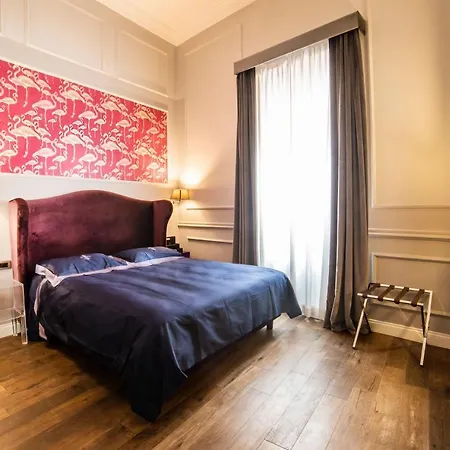 Relais San Lorenzo In Lucina Affittacamere 4*