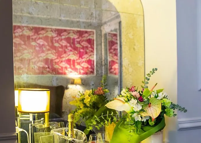 Guest house Relais San Lorenzo In Lucina 4*