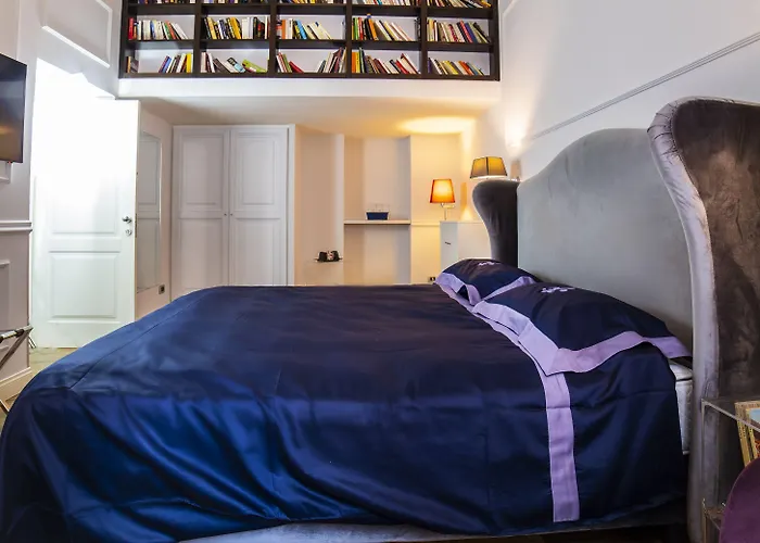 Guest house Relais San Lorenzo In Lucina 4*